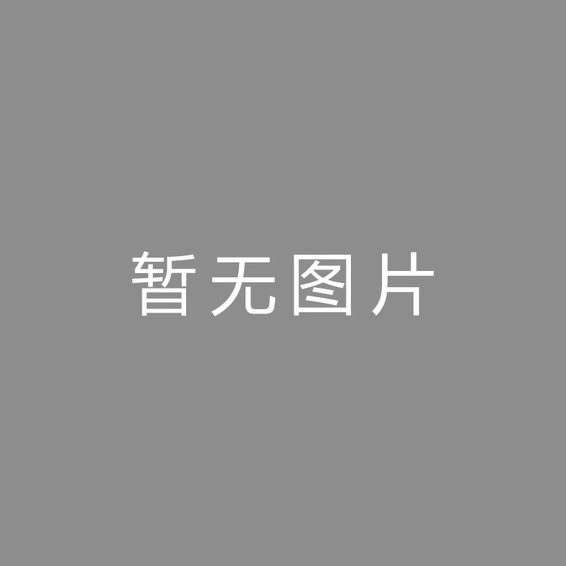 🏆镜头 (Shot)巴黎女粉丝投诉巴萨主场安保人员安检时乱摸，触及敏感部位